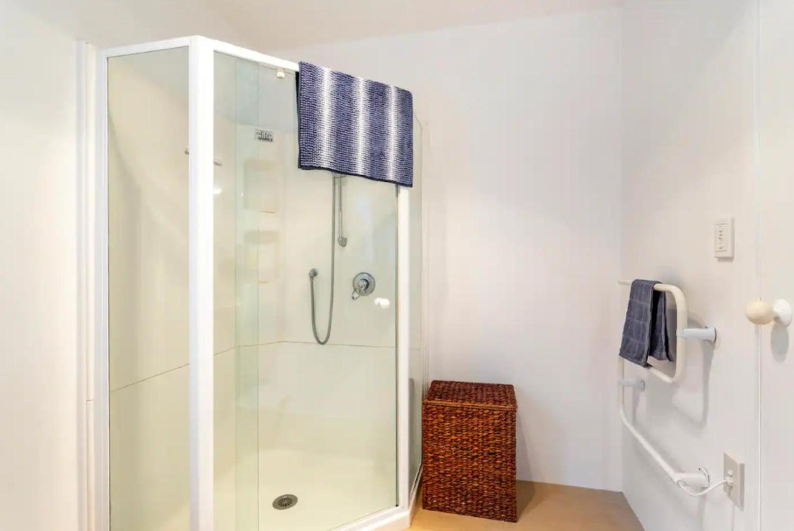 Private Guest Suite Near The Airport 1-4 Guests オークランド エクステリア 写真